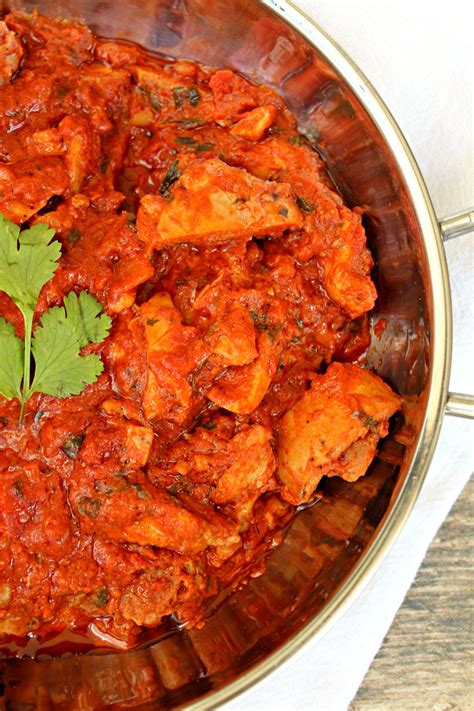 Add the pineapple, water chestnuts and peppers. Indian Spiced Butter Chicken - The Complete Savorist