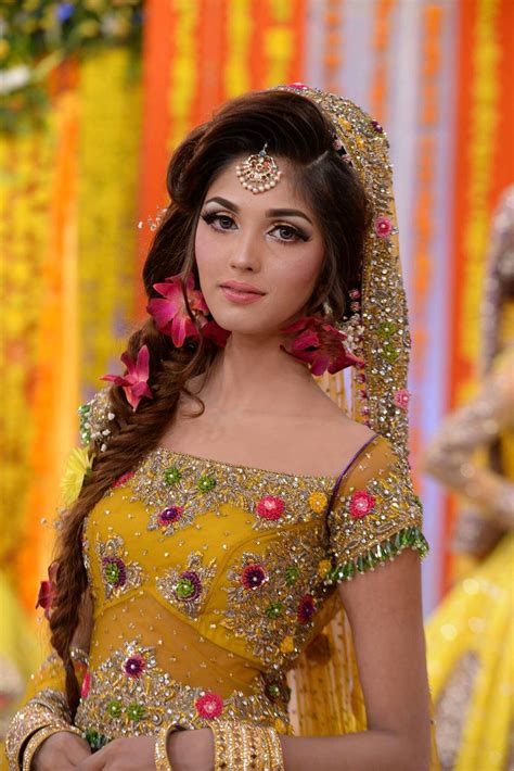 Modern Bridal Dress Bridal Mehndi Dresses Bridal Dupatta Pakistani Formal Dresses Pakistani