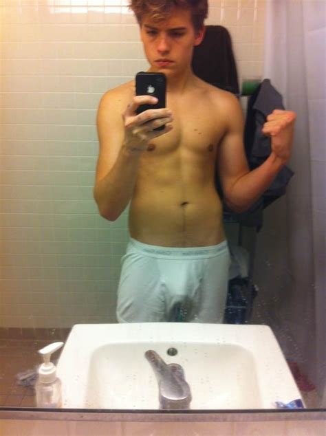 Dylan Sprouse Nudes Lpsg