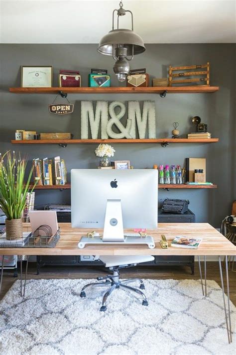 10 Wall Decor Ideas To Take To The Office