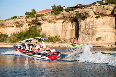 Wakeboard Boat Reviews Tig Z Wakeboarding Mag