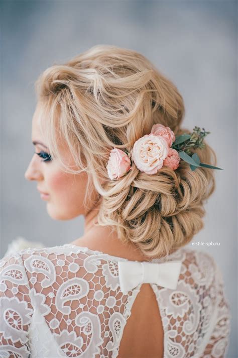 Blonde hair with brown highlights. Elegant Wedding Hairstyles Part II: Bridal Updos | Tulle ...