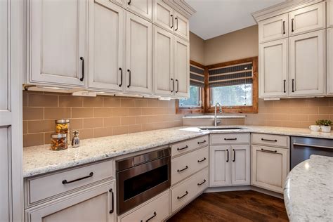 Restore your wood kitchen cabinets to like new without refinishing. How To Clean Particle Board Kitchen Cabinets | www.stkittsvilla.com