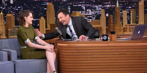 Kristen Stewart Plays “whisper Challenge” With Jimmy Fallon Watch Tonight Show Video With