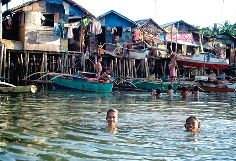 Sea Tribes — Badjao Bridge