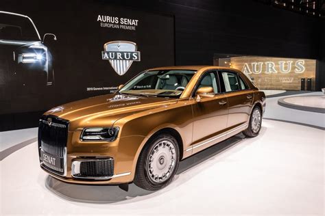 Aurus Senat Putins Limo Maker Makes European Debut With Sedan And