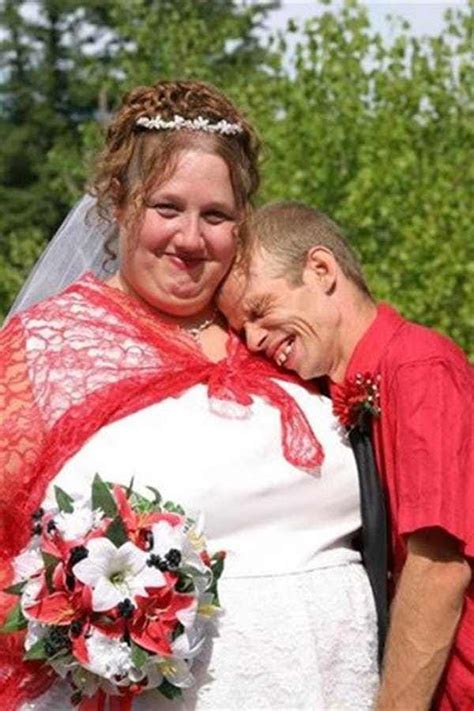hilarious hillbilly wedding the bride s reaction to his teeth is priceless
