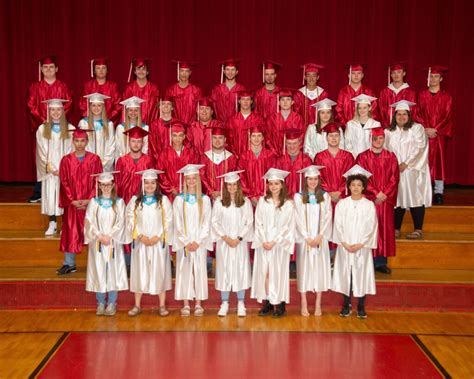 Fannett Metal Graduates 39 Students Franklin County Free Press