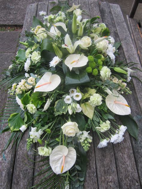 4ft Coffin Spray Funeral Flowers Funeral Flower Arrangements