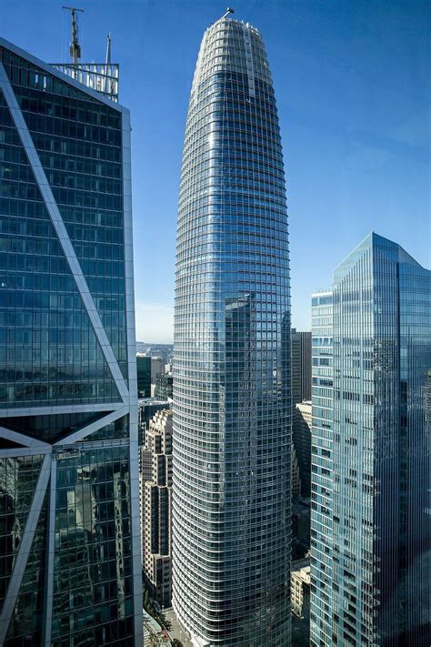 Now Salesforce Tower Has Cracked Windows — But Theyre On The Inside