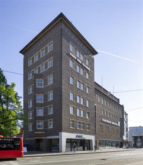 Das hdt bietet ihnen eine beispielhafte themenvielfalt. Haus der Technik (Bielefeld) Bielefeld, Ingenieurbau ...