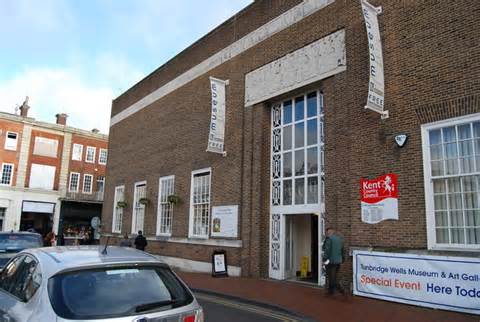 Tunbridge Wells Library And Museum © N Chadwick Cc By Sa20 Geograph