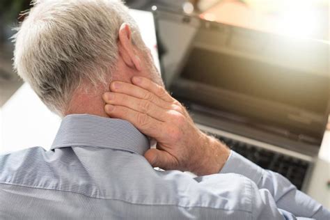 Car Accident Headaches Causes And Symptoms Allspine