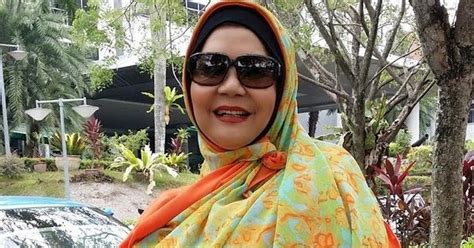 Sekotak mancis secawan madu, selautan kasih seluas rindu, salam lebaran ucapan buatmu, lepas pkp kita kan bertemu. MYARTIS.COM | MYARTIS | MY | ARTIS: SAYA MAHU MENINGGAL ...