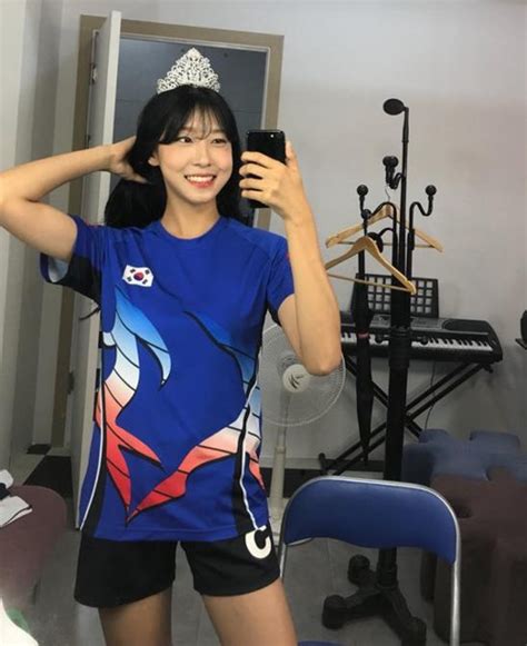 원작도 보면 볼수록 작가님의 실력이 아까울 정도로 드로잉, 작화, 연출, 액션감 등 너무. '카바디 전사'에서 경기장 아나운서로 변신한 미스코리아 | 디스 ...
