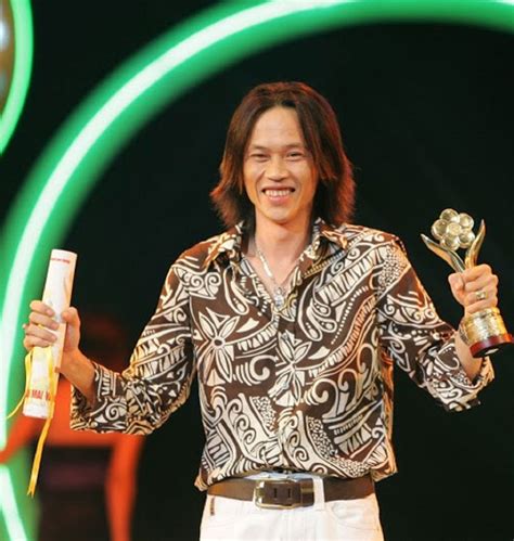 Hoài Linh Còn Trẻ Hoai Linh Ngay XÆ°a Con Tráº Giáº£ Gai Con Ä‘áº¹p