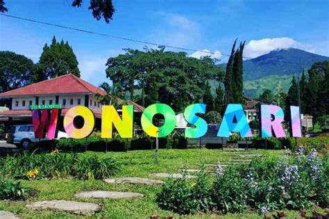Sekitar 1 jam dari malang atau 45 menit dari lawang dan terletak di lereng gunung arjuna hahaha baru ini bener menamai sebuah gunung di daerah malang. Kembangkan Potensi Wisata, Perkebunan Teh Lawang Berbenah ...