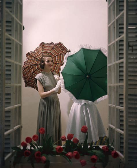 Stunning Fashion Photography In Color By Nina Leen Vintage News Daily