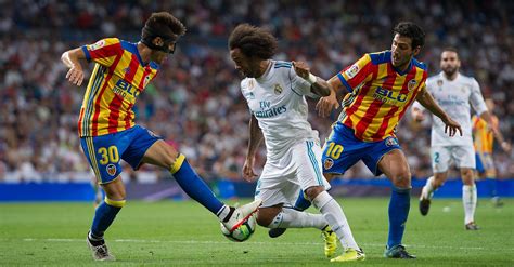 Real madrid v valencia cf live scores and highlights. Valencia vs Real Madrid - 03/04/2019 Preview (With images ...
