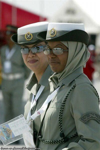 6,459 ads apartments in bahrain. Frauen in der Armee - Seite 6