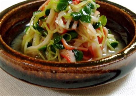 Easiest Way To Make Speedy Daikon Radish Sprout Salad Cookandrecipe Com
