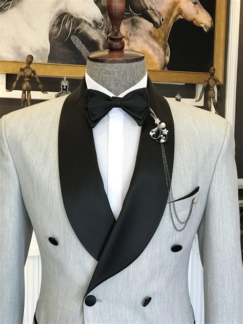 Bellasprom Off White Double Breasted Shawl Lapel Men Suits