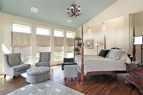 27 Gorgeous Master Bedrooms With Hardwood Floors Art Of The Home