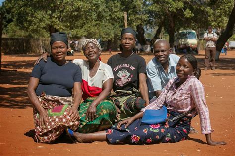 Created by phnompencila community for 9 years. ONE | Community support groups deliver HIV treatment in ...