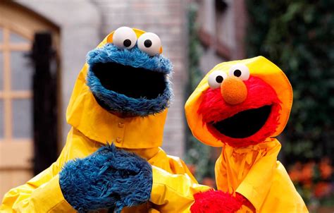 Cookie Monster And Elmo Sesame Street Elmo And Cookie Monster