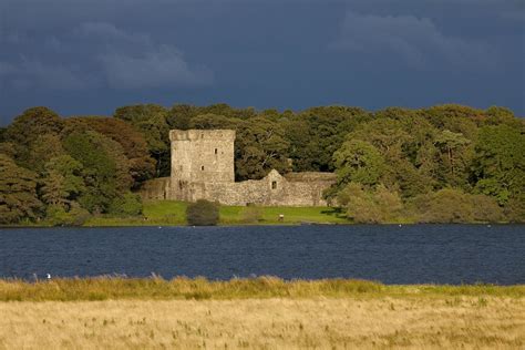 Lochleven Castle Lochleven Castle Sits On Loch Leven Kinro Flickr