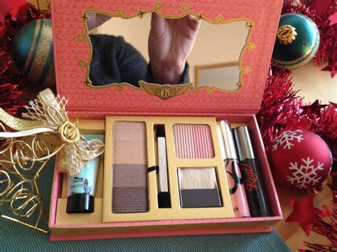 Christmas gifts for makeup lovers!