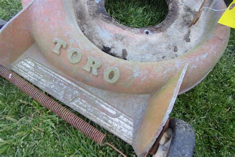 Antique Toro 19 Inch Push Mower Deck