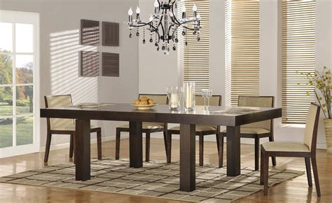 The table's natural stain highlights. Contemporary Extendable 5 pc Dinner Set Augusta-Richmond ...