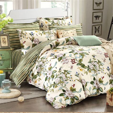 So, these country bedding sets are right up my alley! WINLIFE Floral Bedding American Country Style Duvet Cover ...