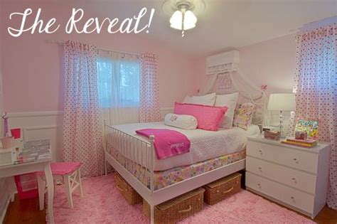 Continue the vibrant colour scheme throughout the bedroom with a rainbow carpet and bright wall art, which should suit your child's tastes until they reach their early teens. Decorating Ideas for a 6 Year Old Girl's Room | Pink girl ...