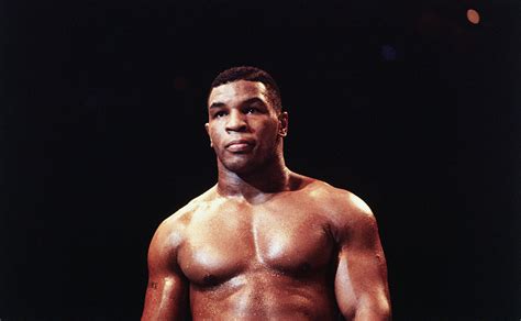 Mike Tysons Former Trainer Said Hes Not A Top Boxer Of All Time