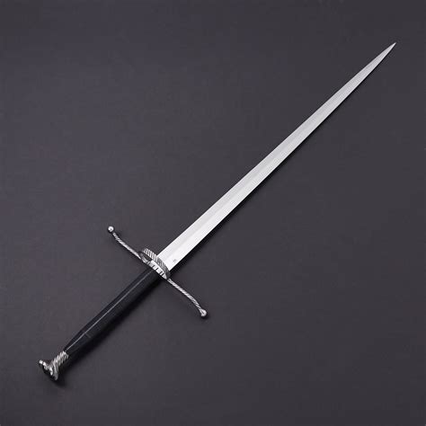 Two Handed Sword Darksword Armory Touch Of Modern