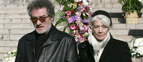 Avis de décès de françoise hardy décédé(e) le 10 janvier 2021 à l'âge de 64 ans. « Johnny Hallyday aurait dû parler aux aînés », Françoise ...