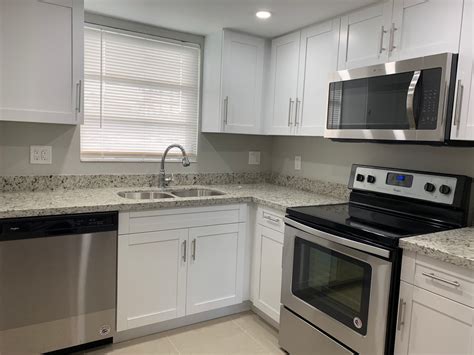 Small Kitchen Remodel With White Shaker Cabinets — Miami General Contractor