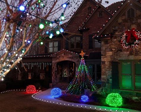 We rounded up 55 stylish and fun outdoor holiday decorating ideas to. Creating LED Light Balls - Unique Outdoor Decorations