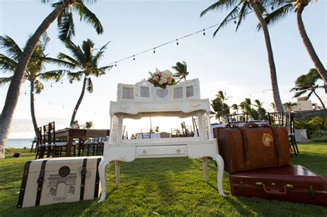 A Burlap Clad Destination Wedding In Maui The Destination Wedding