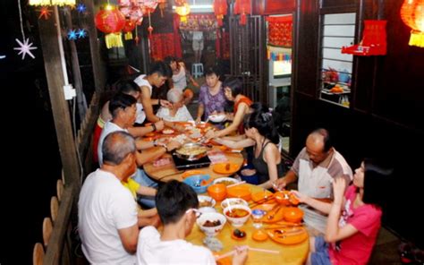 The sarawak state government has opted to maintain all directives under the three phases of the however, the sarawak state government has just announced that they will not reopen businesses on. In non-MCO Sarawak, up to 20 people allowed for reunion ...