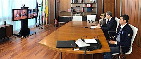 Il tar ha accolto il ricorso presentato dall'esecutivo centrale e sospeso l'ordinanza del governatore nello musumesi con la quale si stabiliva lo sgombero degli hotspot e dei centri di accoglienza per i. Covid-19. Nuova ordinanza di Musumeci su proroga misure a ...