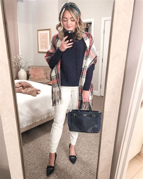 What To Wear In Chicago In December — Bows And Sequins Bow Jeans How
