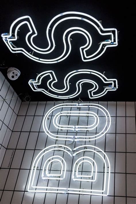 Neon | Wallpaper iphone neon, Aesthetic iphone wallpaper ...
