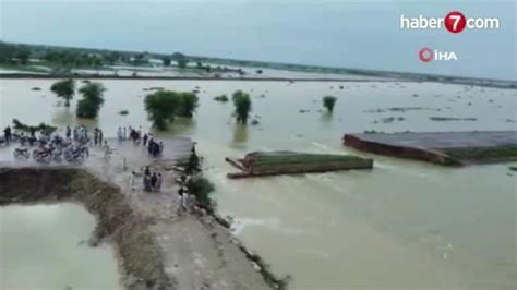 Pakistan Daki Sel Felaketinde Can Kayb Bin E Y Kseldi Video