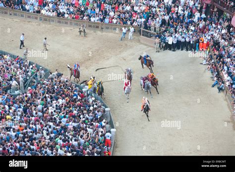 Start Of The Il Palio Di Siena Horse Race Siena Tuscany Italy Stock