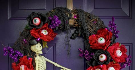 Epbot Ive Got My Eyes On This Halloween Wreath Diy