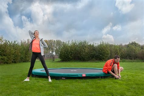 Check spelling or type a new query. Bodentrampolin Inground: im Garten eingegraben
