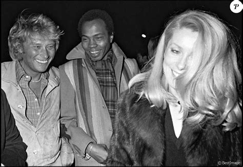 Selon le documentaire johnny hallyday, la france rock'n'roll catherine deneuve vante également l'humour, la douceur et la gentillesse de johnny hallyday. PHOTOS - Johnny Hallyday, Alan Coriolan et Catherine ...
